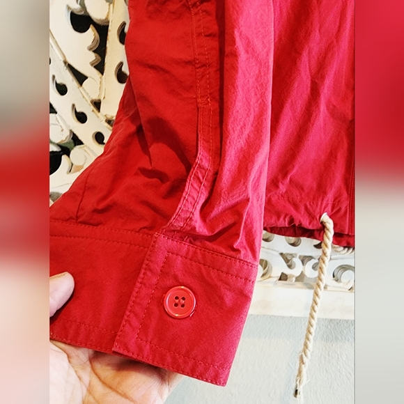 SHADES OF GREIGE NWT RED MENS WINDBREAKER SIZE MEDIUM - Picture 10 of 13